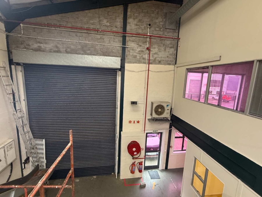 To Let commercial Property for Rent in Maitland Western Cape